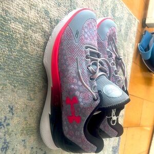 Curry one flow Mother’s Day brand new